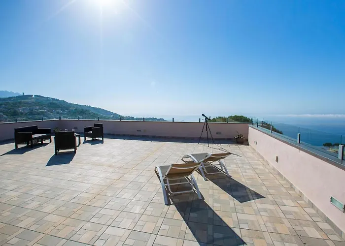 Fedora Sea&stars Villa